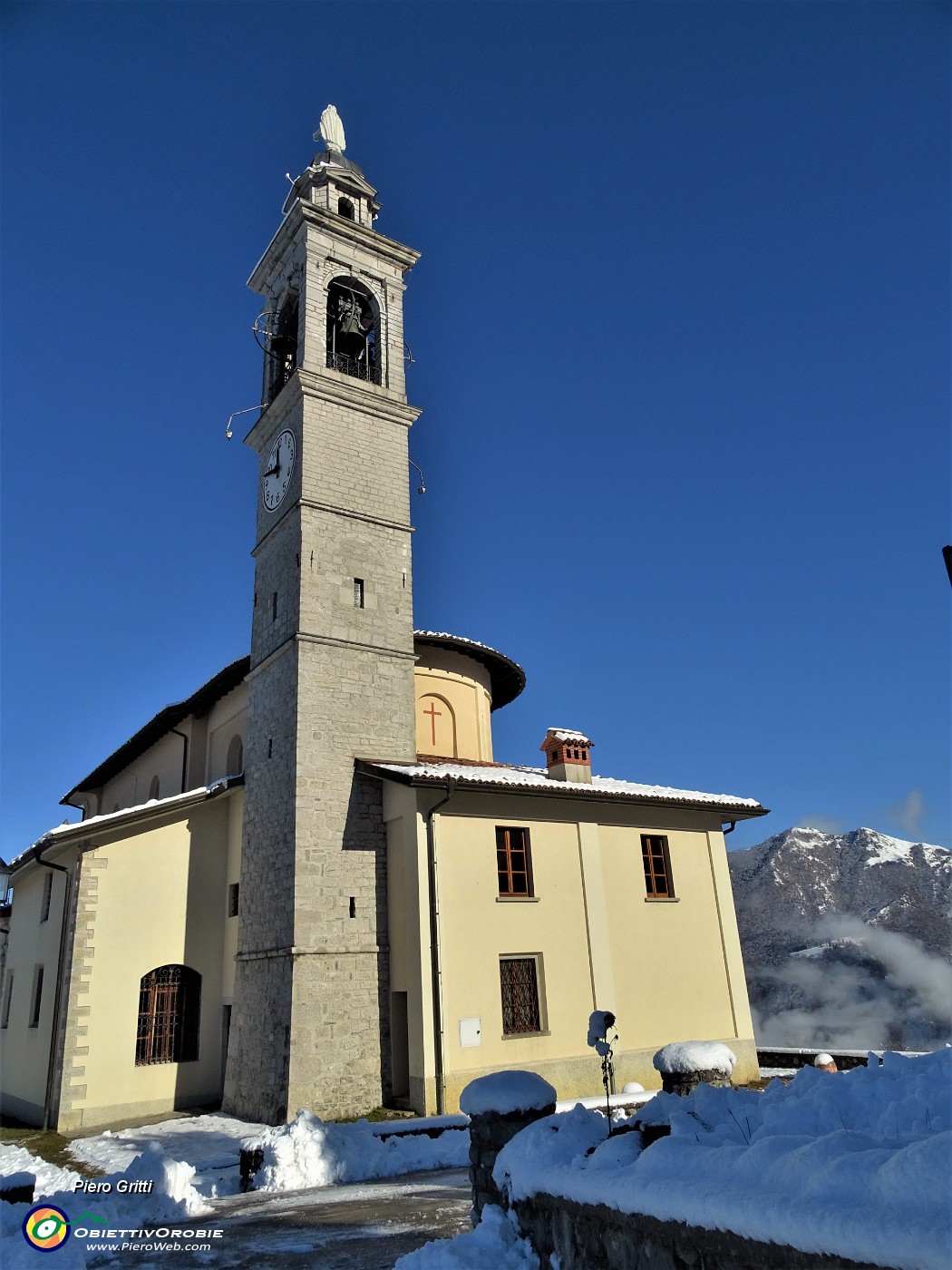 40 Chiesa di Miragolo S. Salvatore vista dal cimitero.JPG